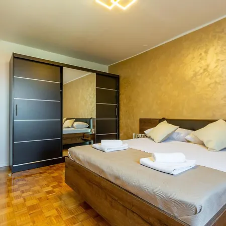 Apartman Apolon 2bdr With Balcony