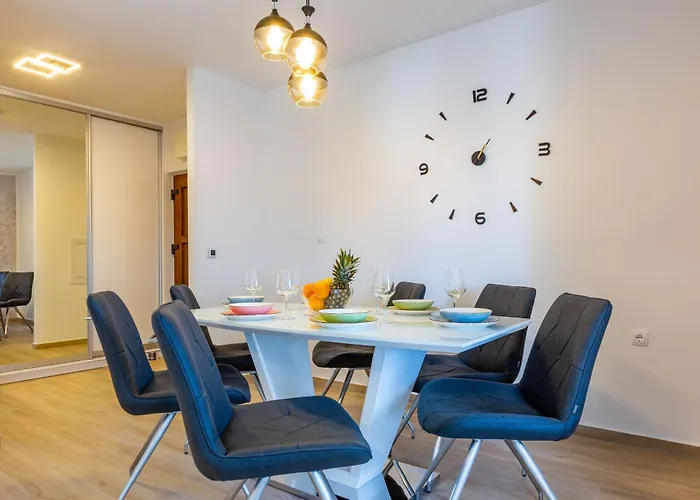 דירה Apolon 2bdr With Balcony *