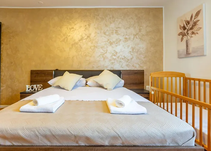 דירה Apolon 2bdr With Balcony *