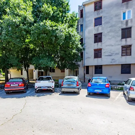 Apartman Apolon 2bdr With Balcony
