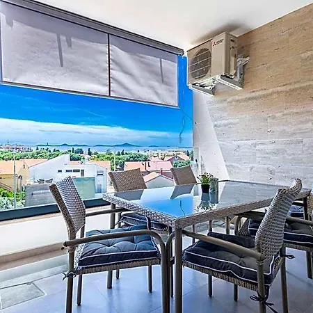 Διαμέρισμα Apolon 2bdr With Balcony Ζαντάρ