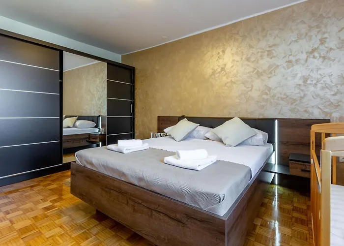 Apartman Apolon 2bdr With Balcony *